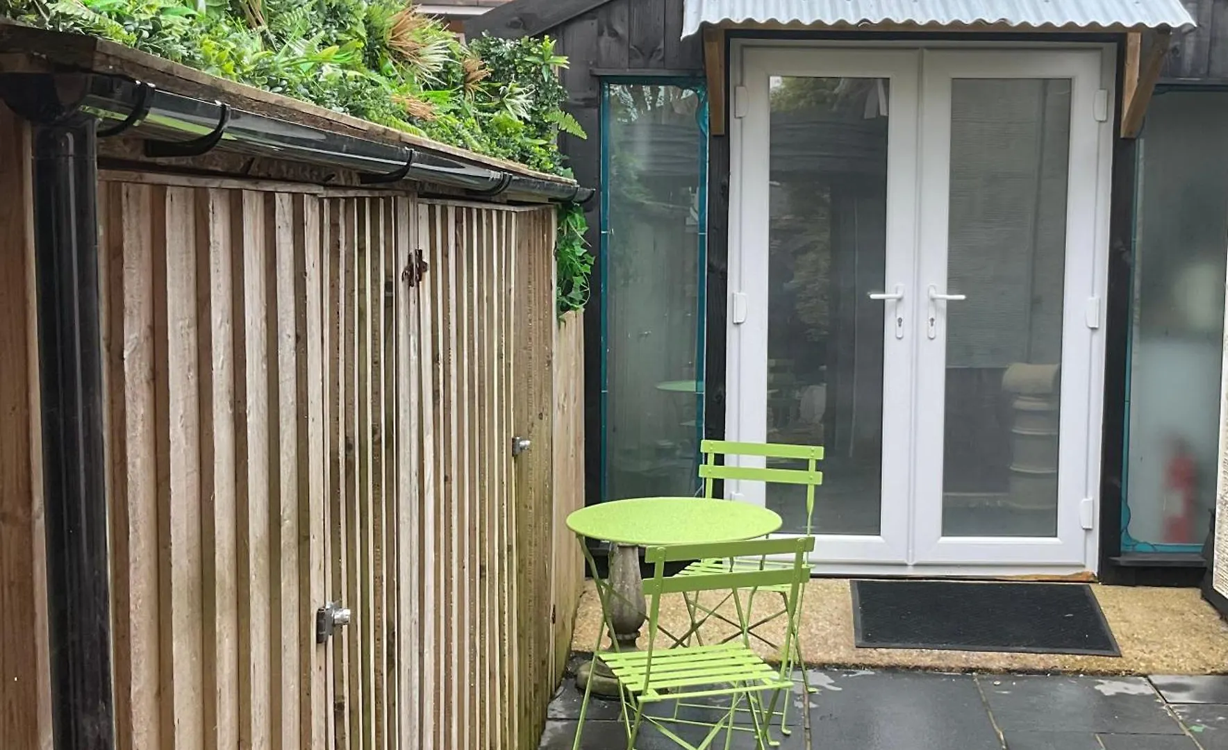 Private Apartment With En-Suite Bournemouth